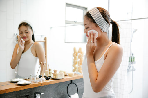 Which Toner Is Good For Comedones? A Guide to Clearer, Bump-Free Skin